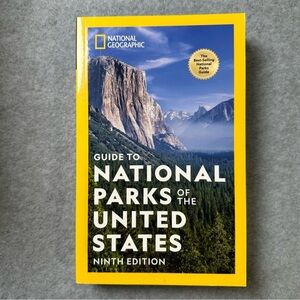 National Geographic Yellow and Blue National Parks Guide